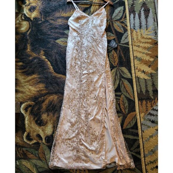 NWT Lulus Dress Women's Medium Blissful Blossoms Blush Pink Sequin Backless Maxi - Picture 4 of 7